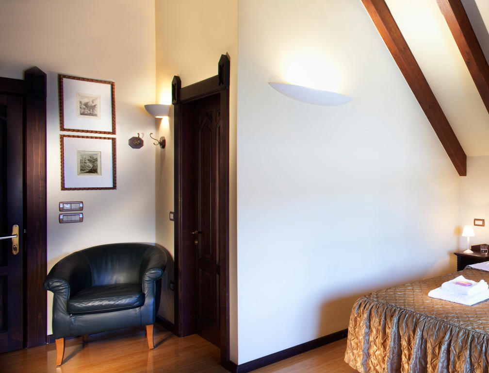 Hotel Villa Giulia Gargnano Oda fotoğraf