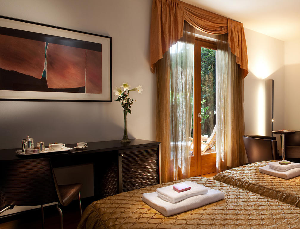 Hotel Villa Giulia Gargnano Oda fotoğraf